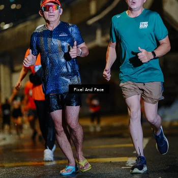 Runner Photo 7775041