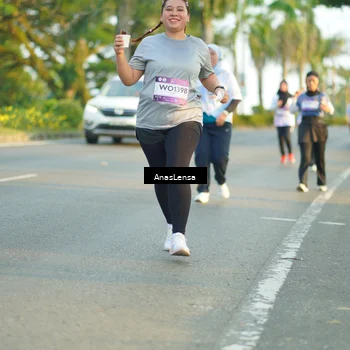 Runner Photo 7775043