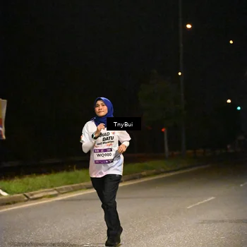Runner Photo 7775046