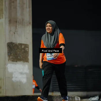 Runner Photo 7775070