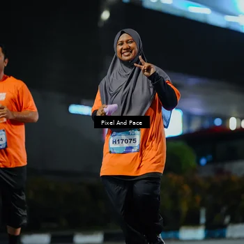 Runner Photo 7775071