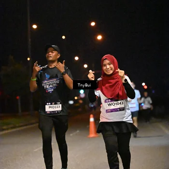Runner Photo 7775075