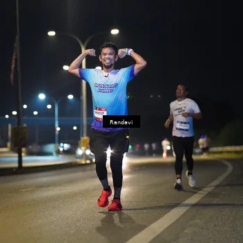 Runner Photo 7775076