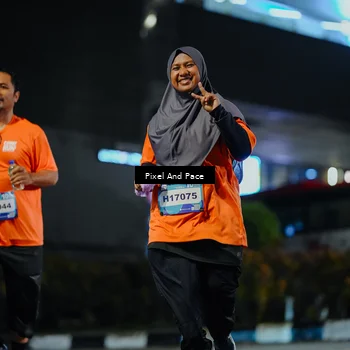 Runner Photo 7775079