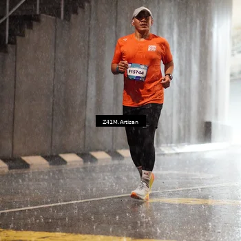 Runner Photo 7775089
