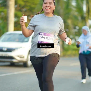 Runner Photo 7775091