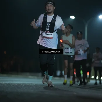 Runner Photo 7775095