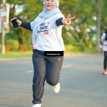Runner Photo 7775114
