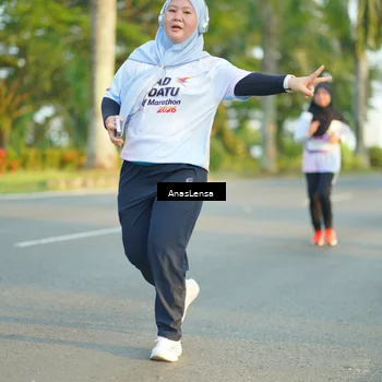 Runner Photo 7775121