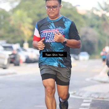 Runner Photo 7775138
