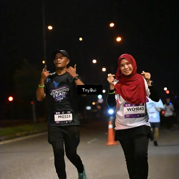 Runner Photo 7775139