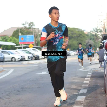 Runner Photo 7775150