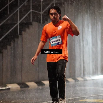 Runner Photo 7775168