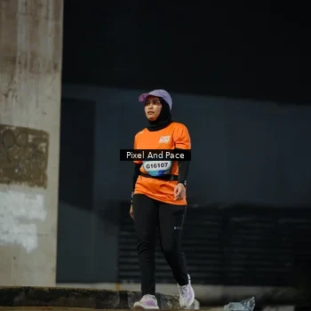 Runner Photo 7775176
