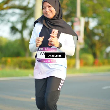 Runner Photo 7775201
