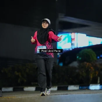 Runner Photo 7775212