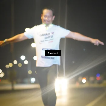 Runner Photo 7775233