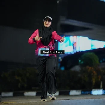 Runner Photo 7775242