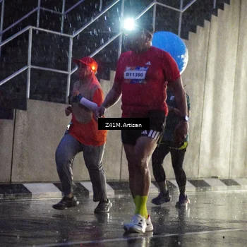 Runner Photo 7775249