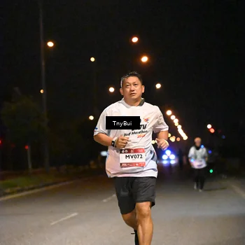 Runner Photo 7775251