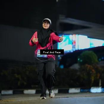 Runner Photo 7775263