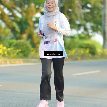 Runner Photo 7775276