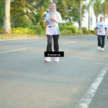 Runner Photo 7775277