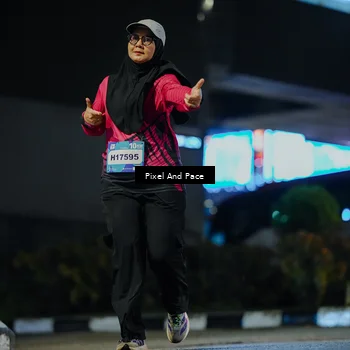 Runner Photo 7775287