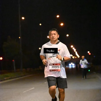 Runner Photo 7775295