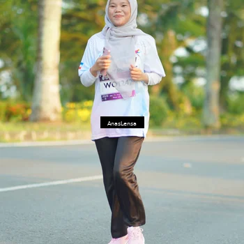 Runner Photo 7775297