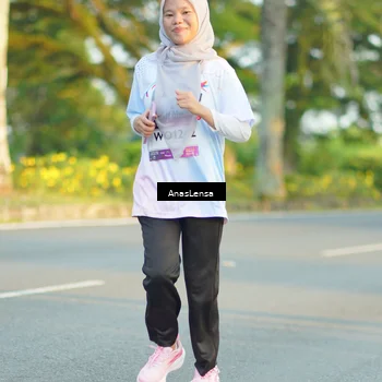 Runner Photo 7775300