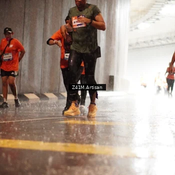 Runner Photo 7775306