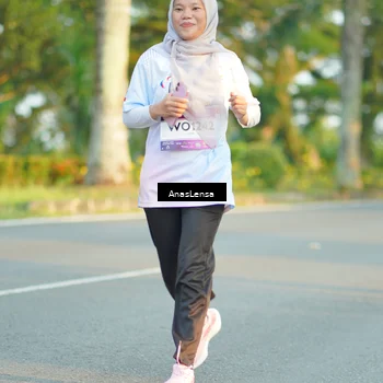 Runner Photo 7775307