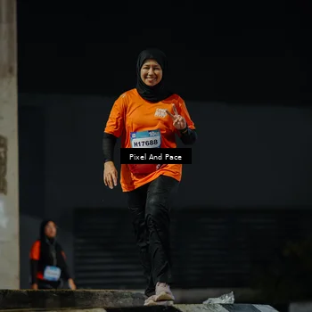 Runner Photo 7775315