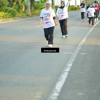 Runner Photo 7775318