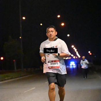 Runner Photo 7775337