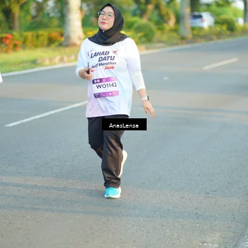 Runner Photo 7775374