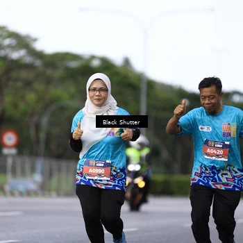 Runner Photo 7775380