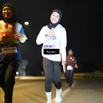 Runner Photo 7775388