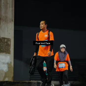 Runner Photo 7775393