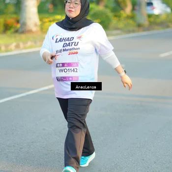 Runner Photo 7775395