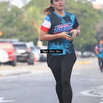 Runner Photo 7775397