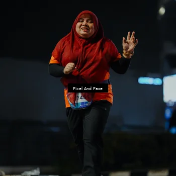 Runner Photo 7775401