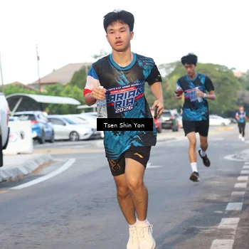 Runner Photo 7775406