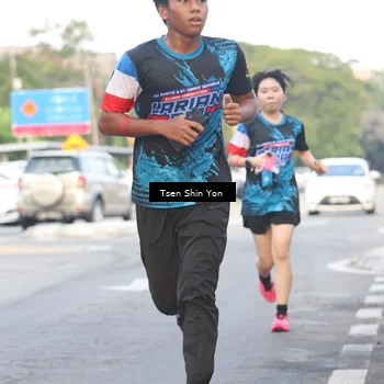 Runner Photo 7775440