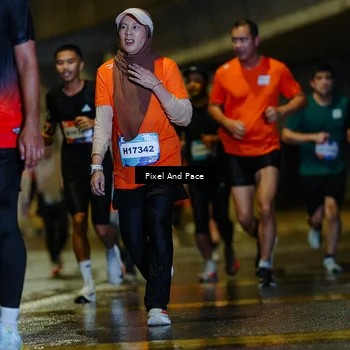 Runner Photo 7775446