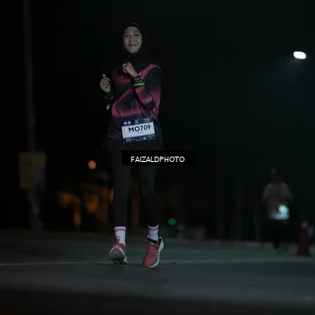 Runner Photo 7775468