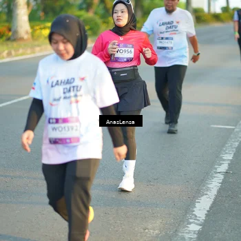 Runner Photo 7775480
