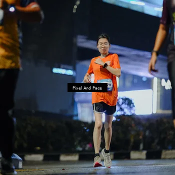 Runner Photo 7775533