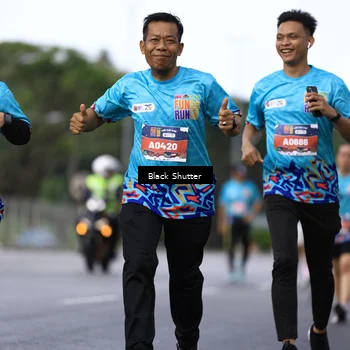 Runner Photo 7775545